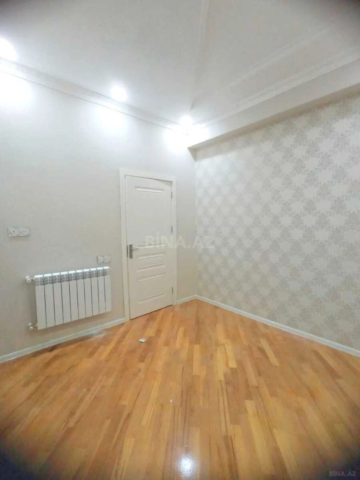 Satılır 3 otaqlı mənzil 103 m²