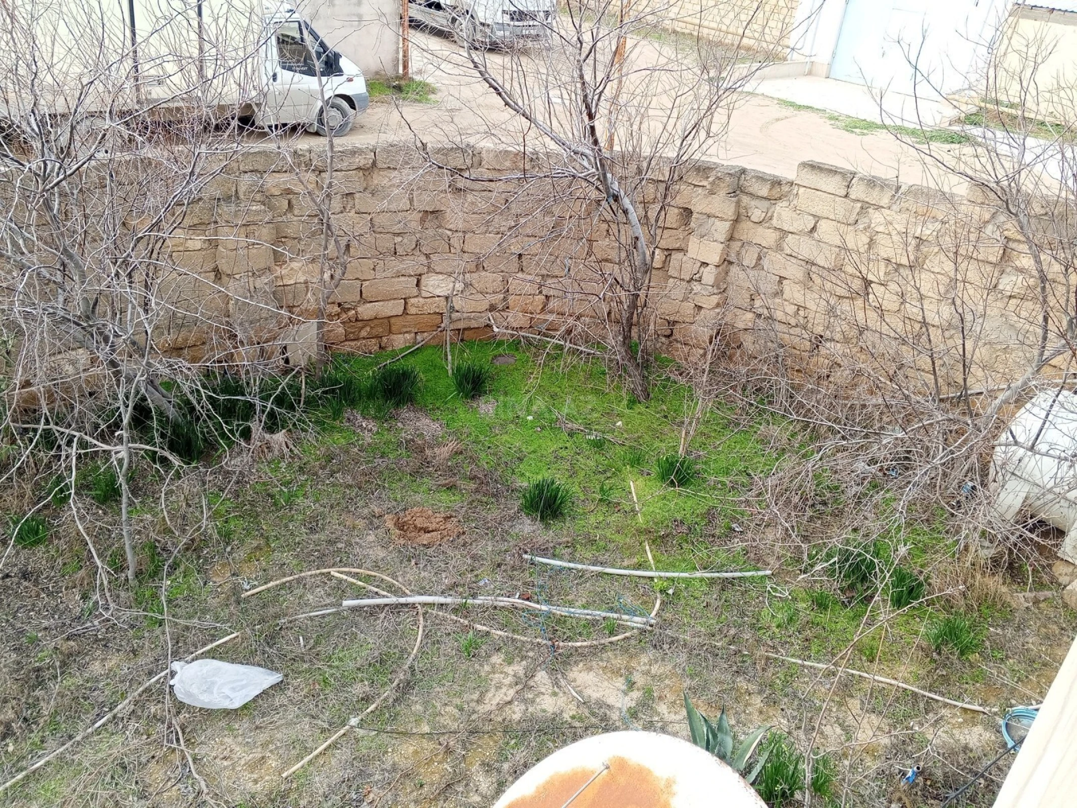 Satılır 6 otaqlı həyət evi 100 m²