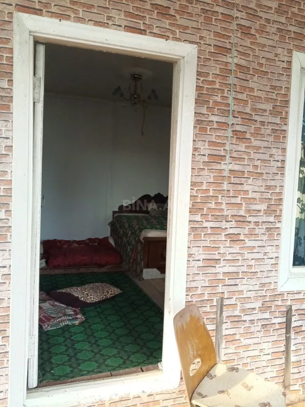 Satılır 6 otaqlı həyət evi 100 m²