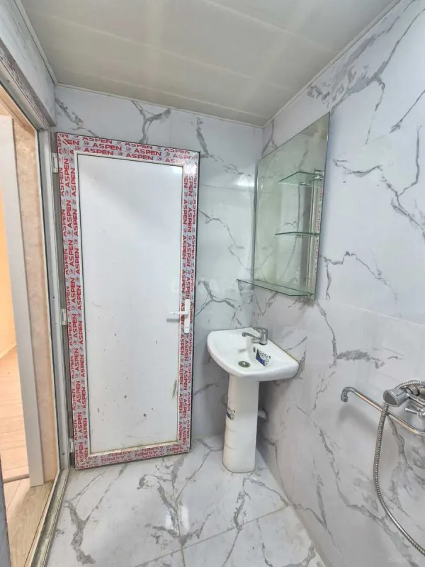 Satılır 1 otaqlı mənzil 35 m²