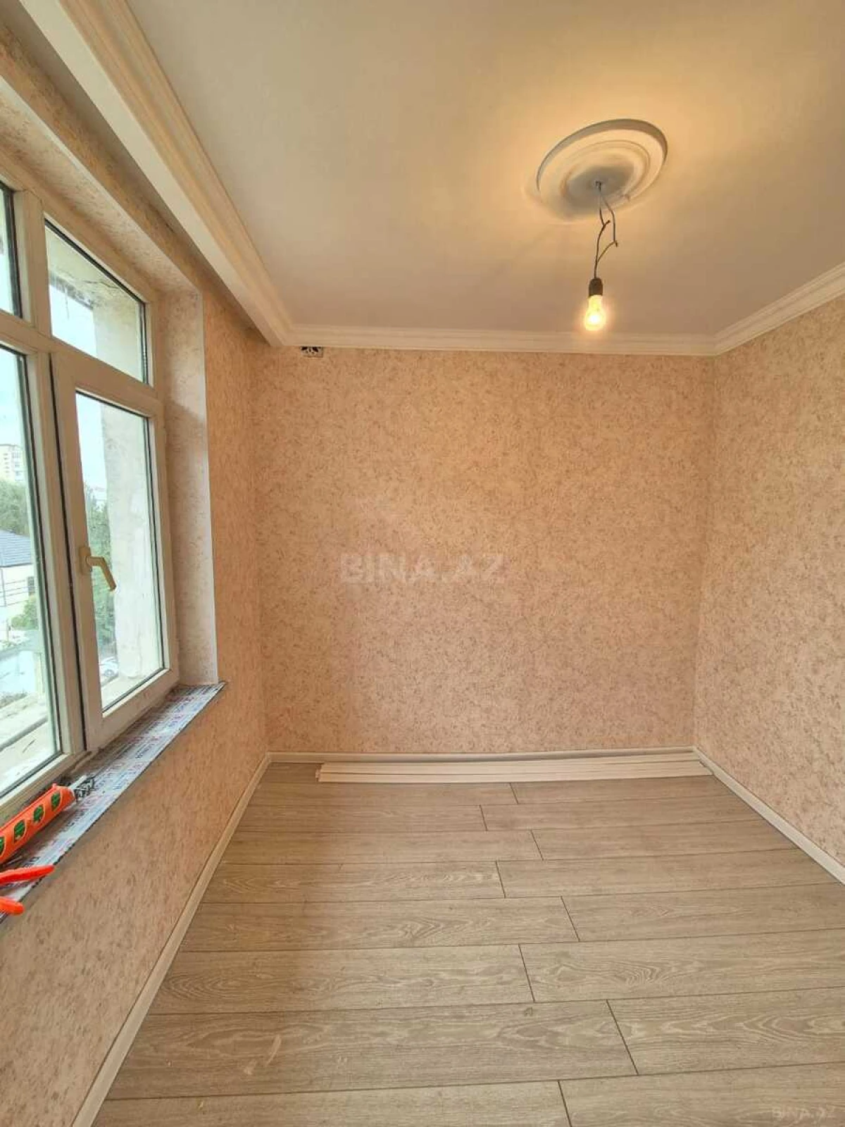 Satılır 1 otaqlı mənzil 35 m²