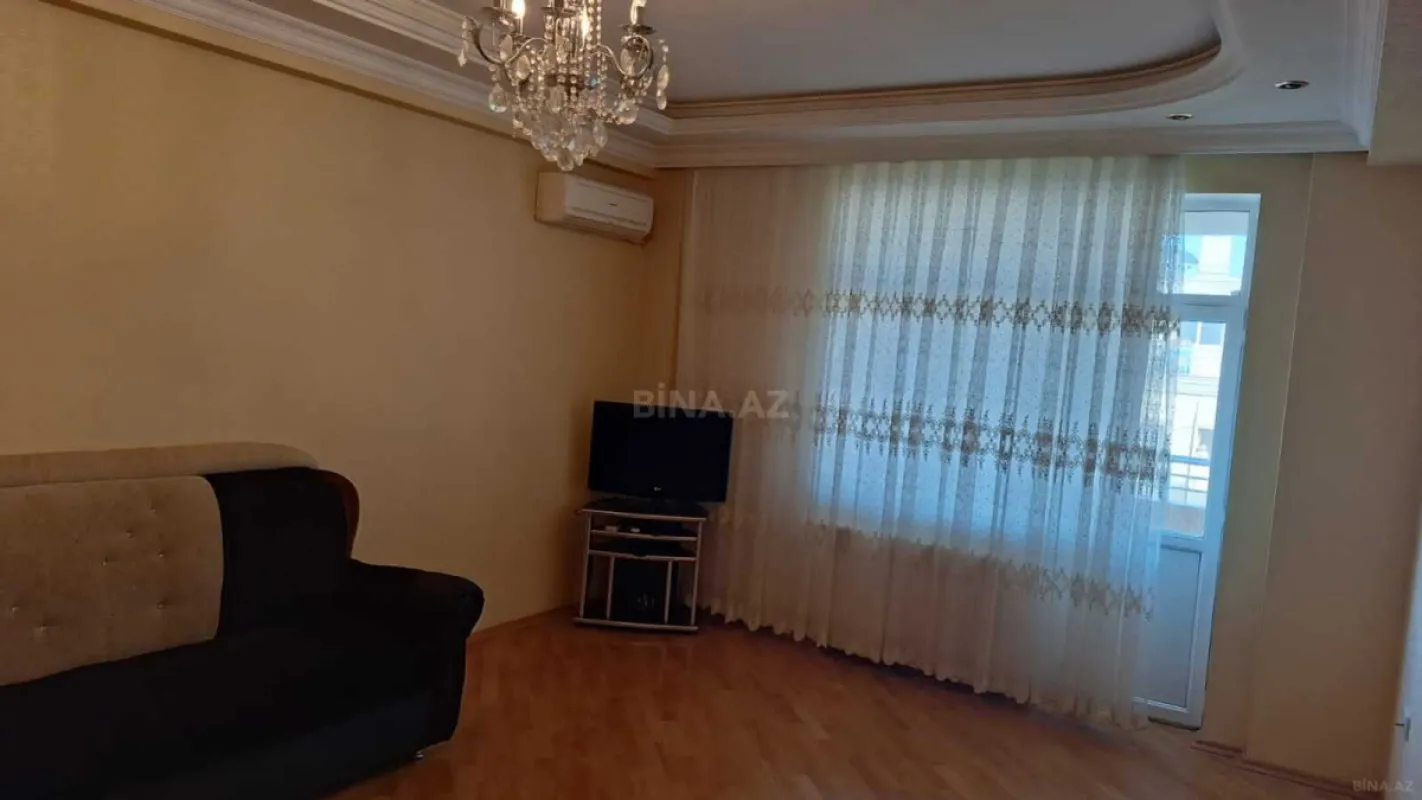 Satılır 2 otaqlı mənzil 80 m²