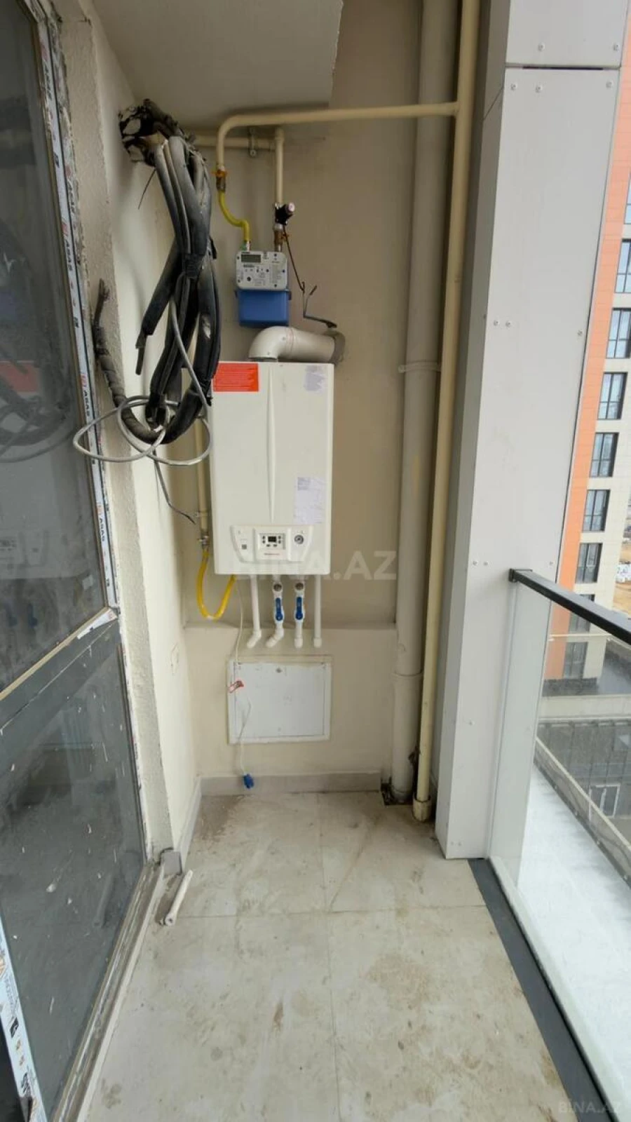 Satılır 3 otaqlı mənzil 66 m²