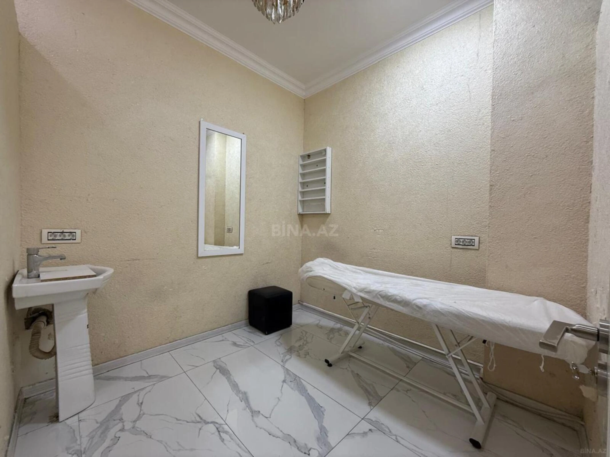 Kirayə verilir obyekt 110 m²