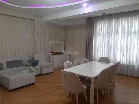 Kirayə verilir 2 otaqlı mənzil 90 m²