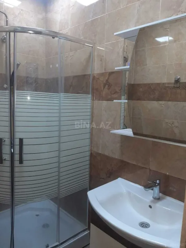Kirayə verilir 2 otaqlı mənzil 90 m²