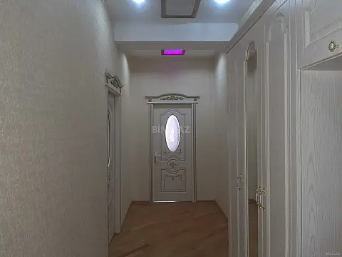 Kirayə verilir 2 otaqlı mənzil 90 m²