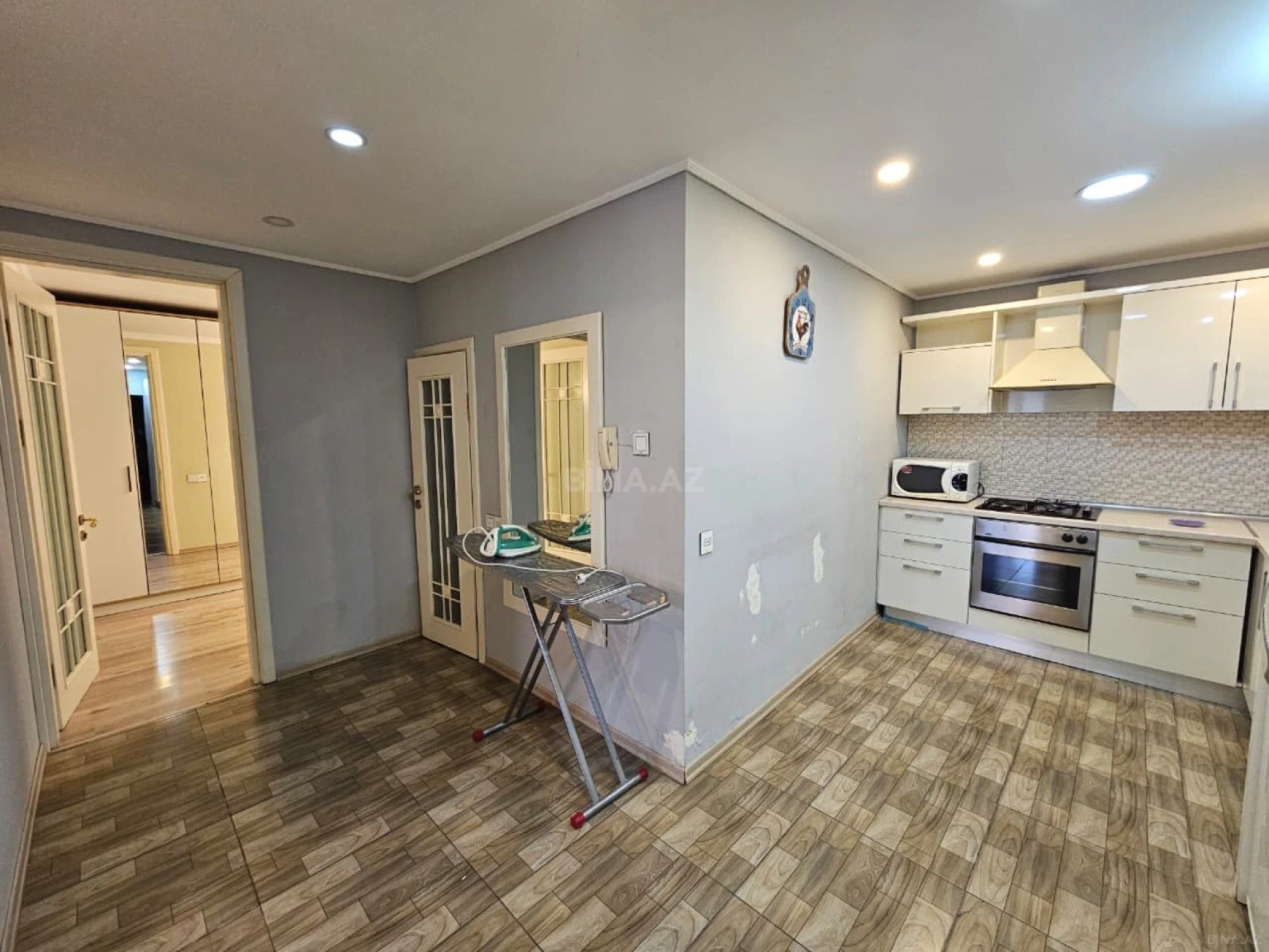 Satılır 3 otaqlı mənzil 100 m²