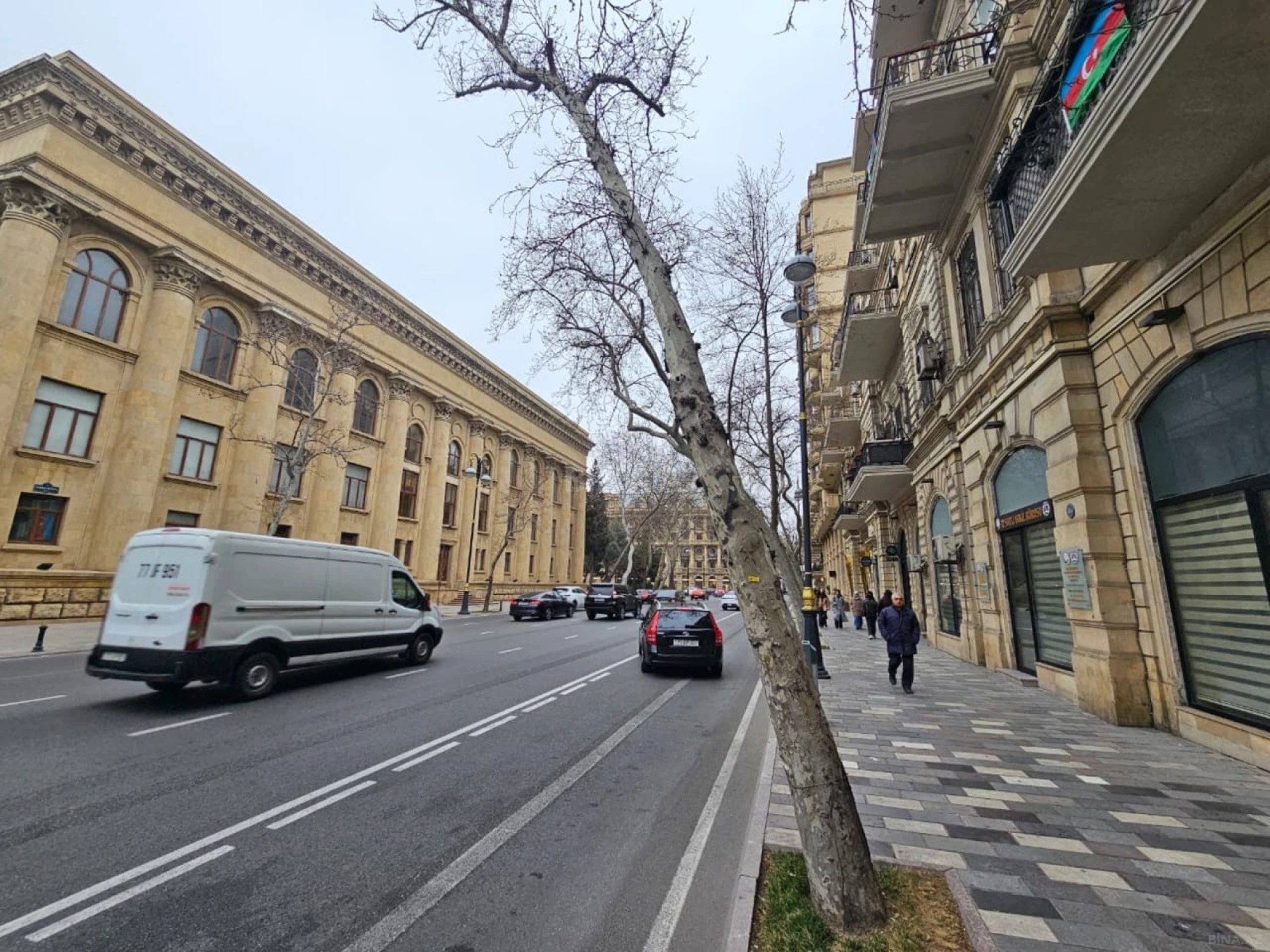 Satılır 3 otaqlı mənzil 100 m²