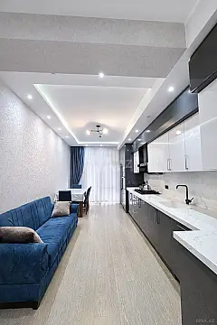 Satılır 3 otaqlı mənzil 165 m²