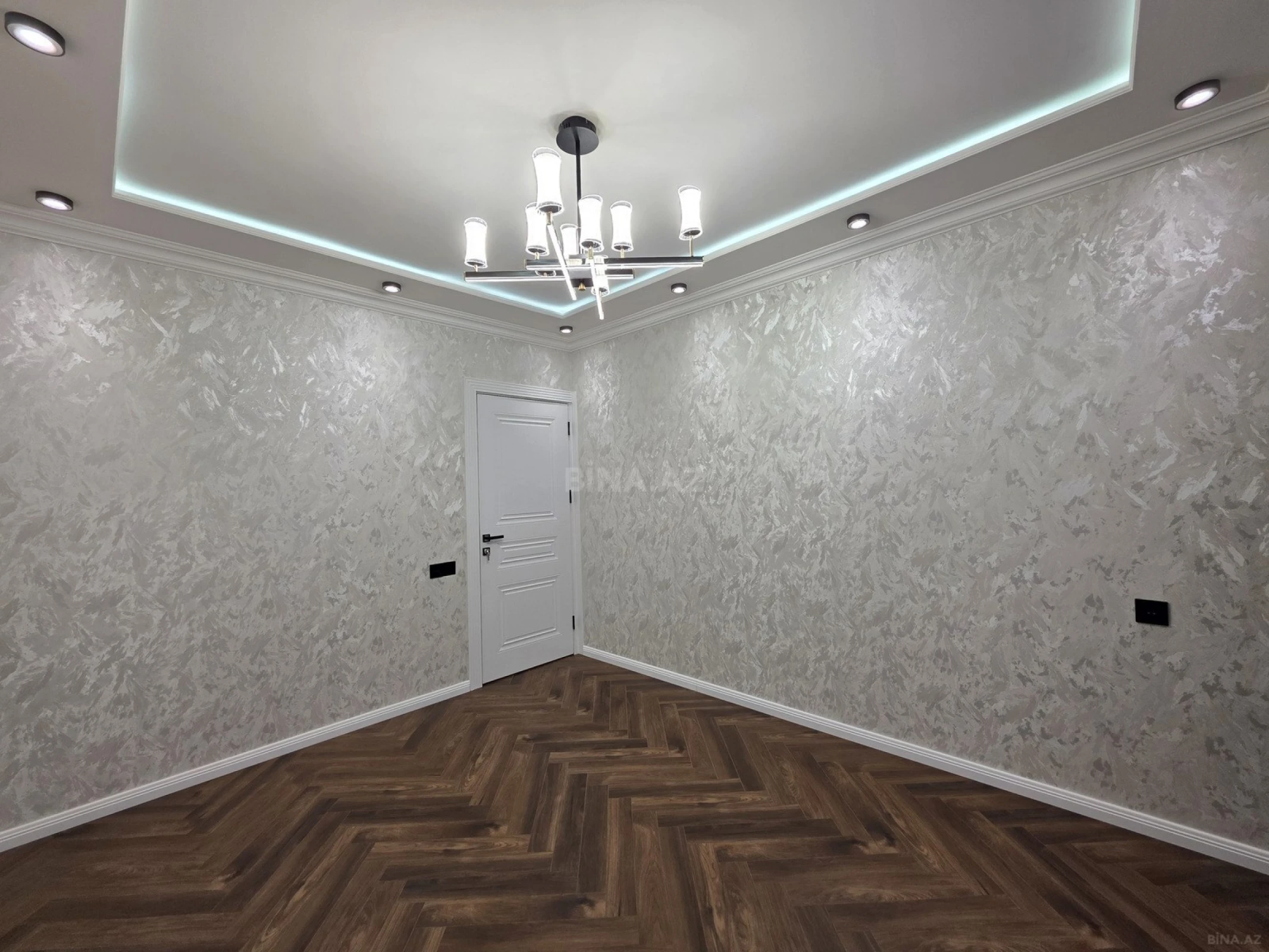 Satılır 3 otaqlı mənzil 75 m²
