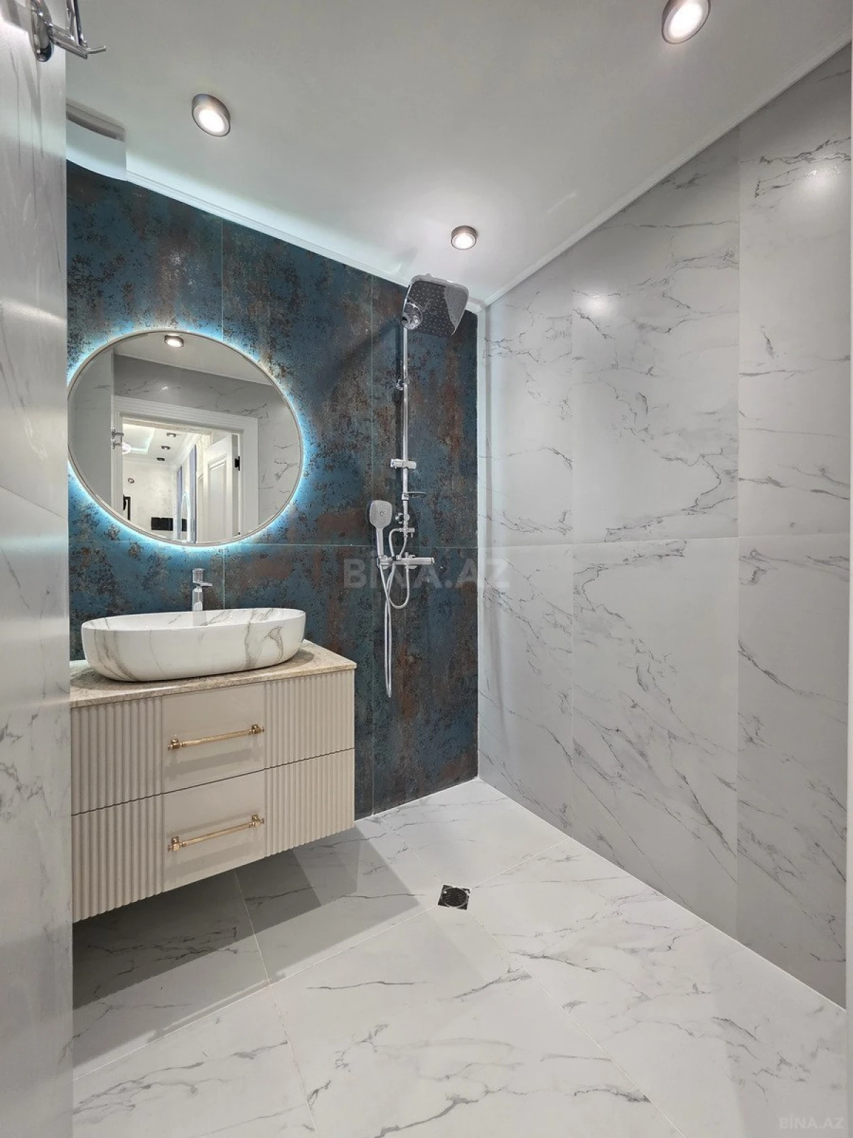 Satılır 3 otaqlı mənzil 75 m²