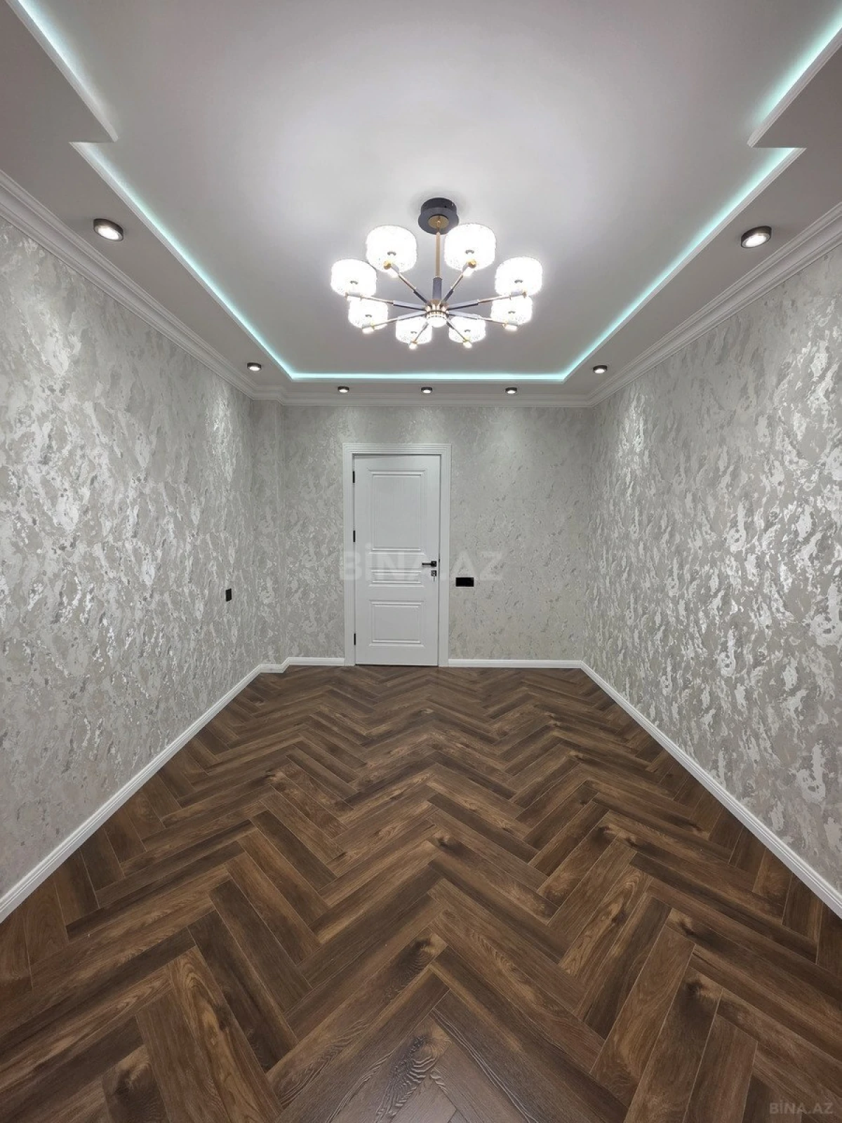 Satılır 3 otaqlı mənzil 75 m²