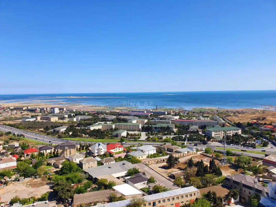 Satılır 3 otaqlı mənzil 135 m²