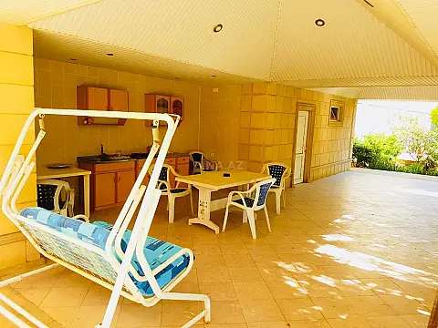 Satılır 7 otaqlı həyət evi 400 m²