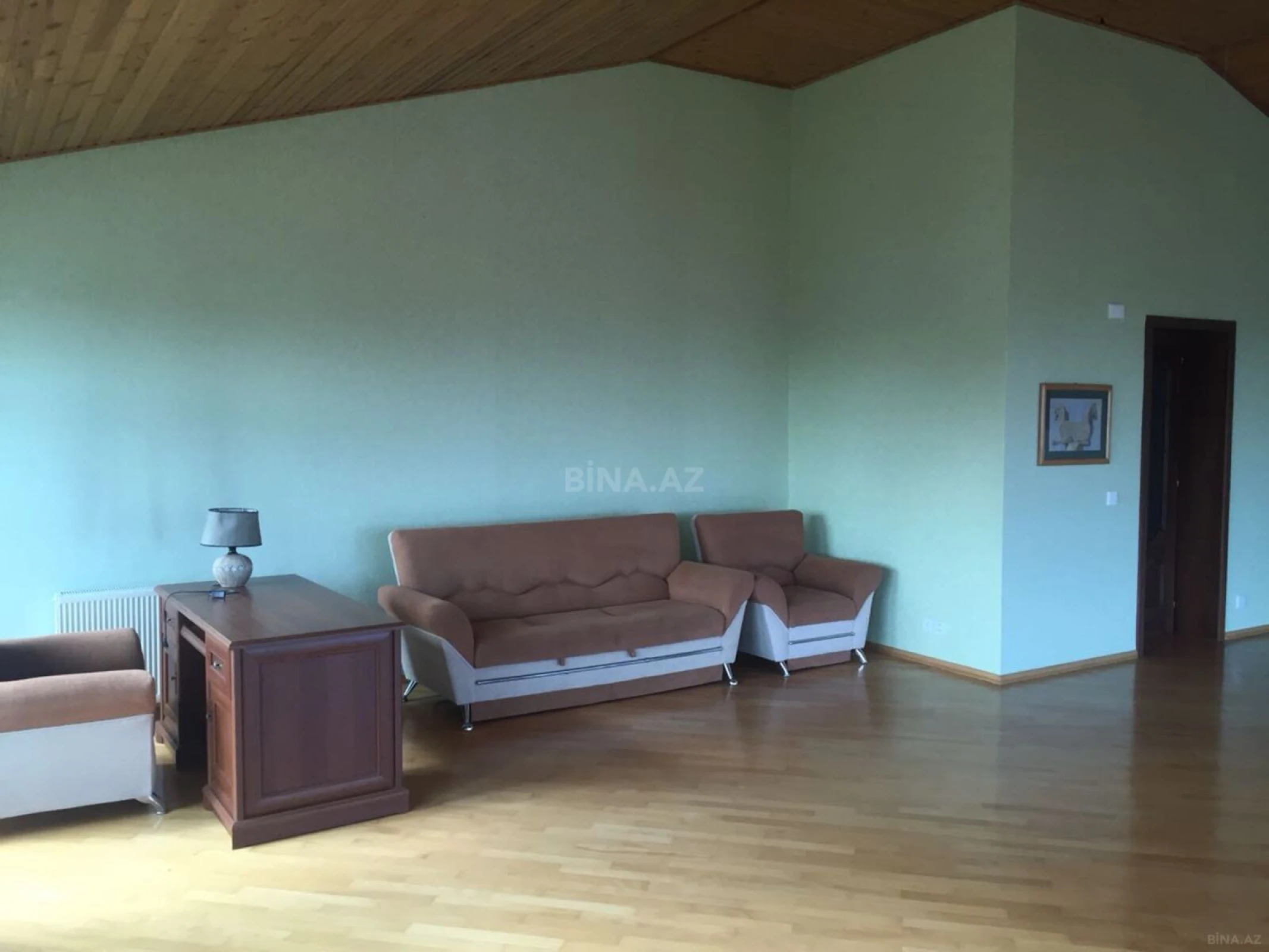 Satılır 7 otaqlı həyət evi 400 m²