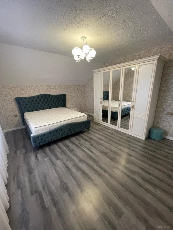 Satılır 6 otaqlı həyət evi 200 m²