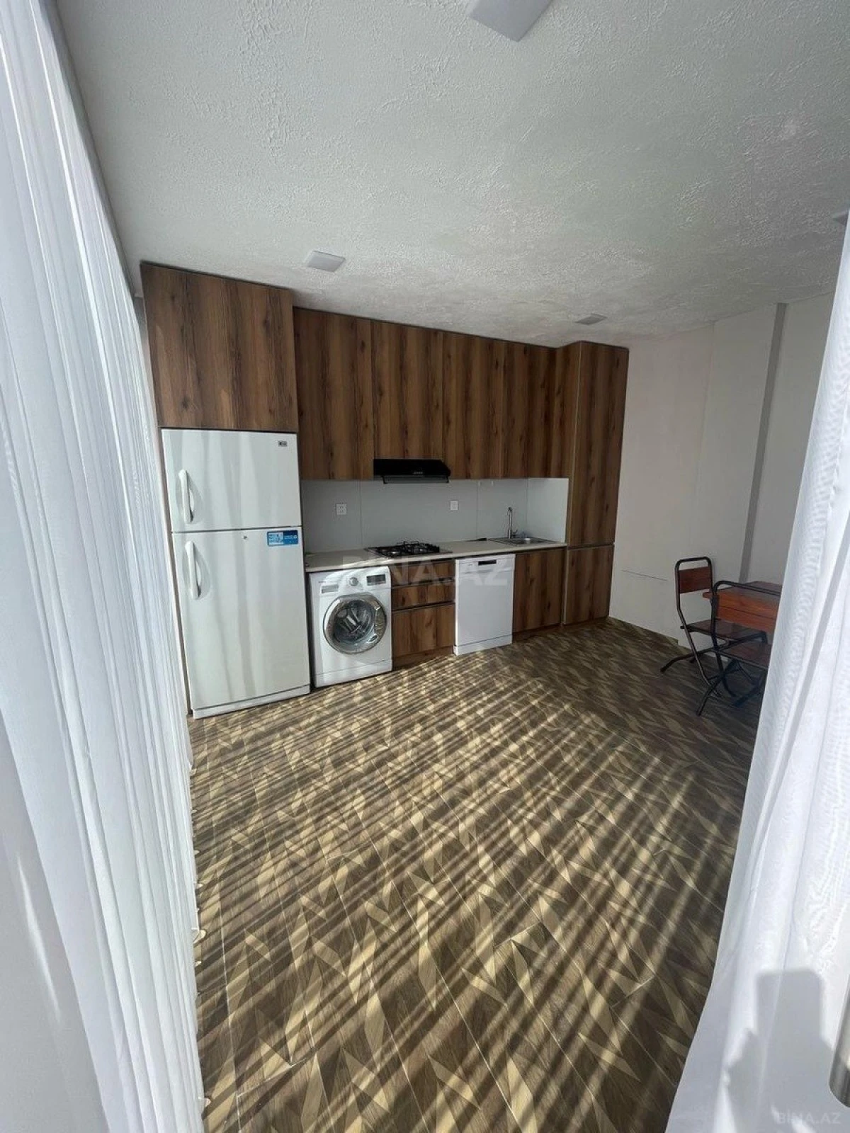 Satılır 6 otaqlı həyət evi 200 m²