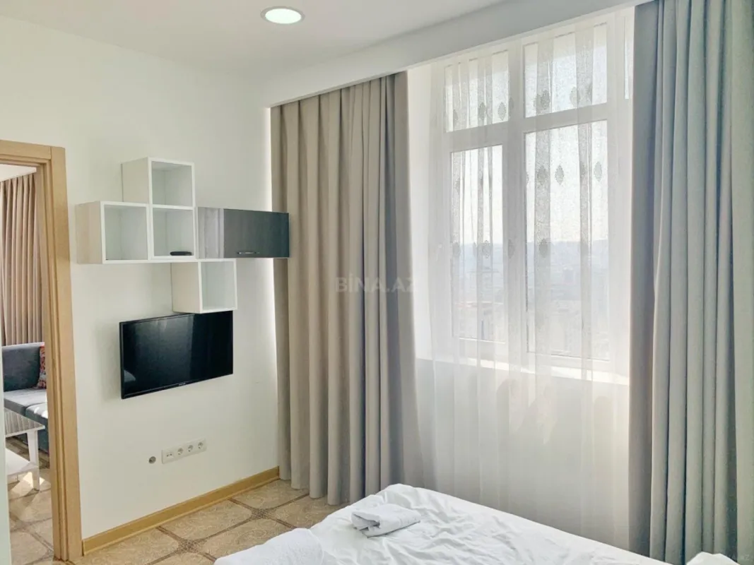 Kirayə verilir 2 otaqlı mənzil 60 m²