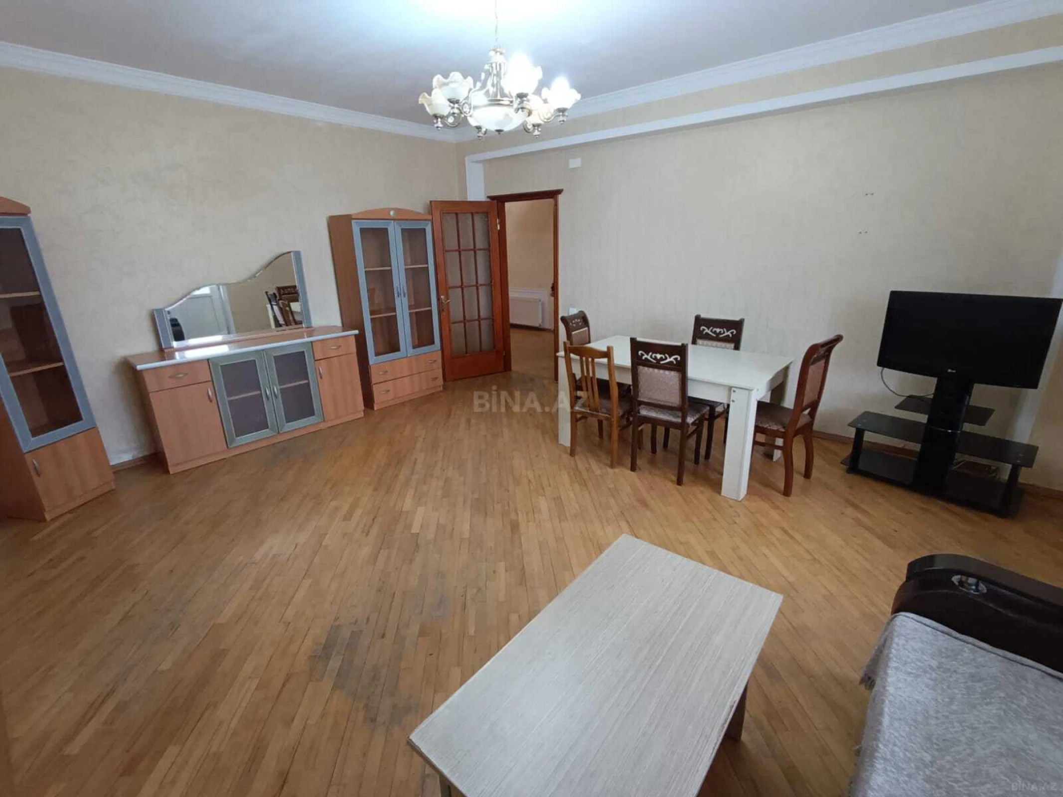 Kirayə verilir 3 otaqlı mənzil 90 m²