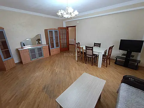 Kirayə verilir 3 otaqlı mənzil 90 m²