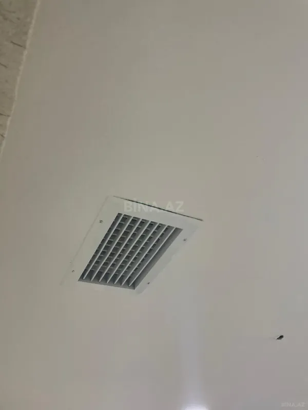 Satılır 10 otaqlı mənzil 300 m²