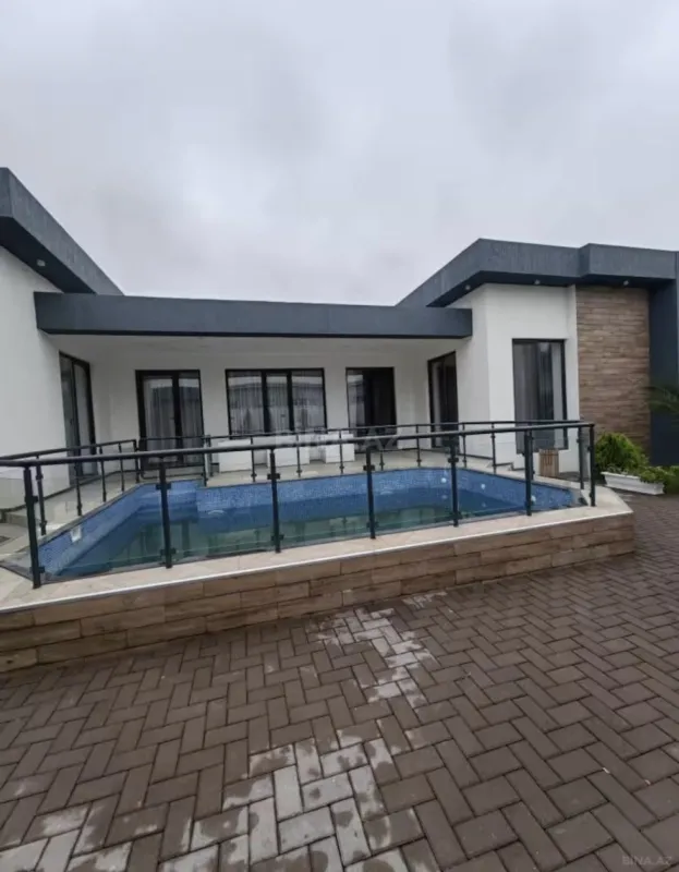 Kirayə verilir 4 otaqlı həyət evi 220 m²