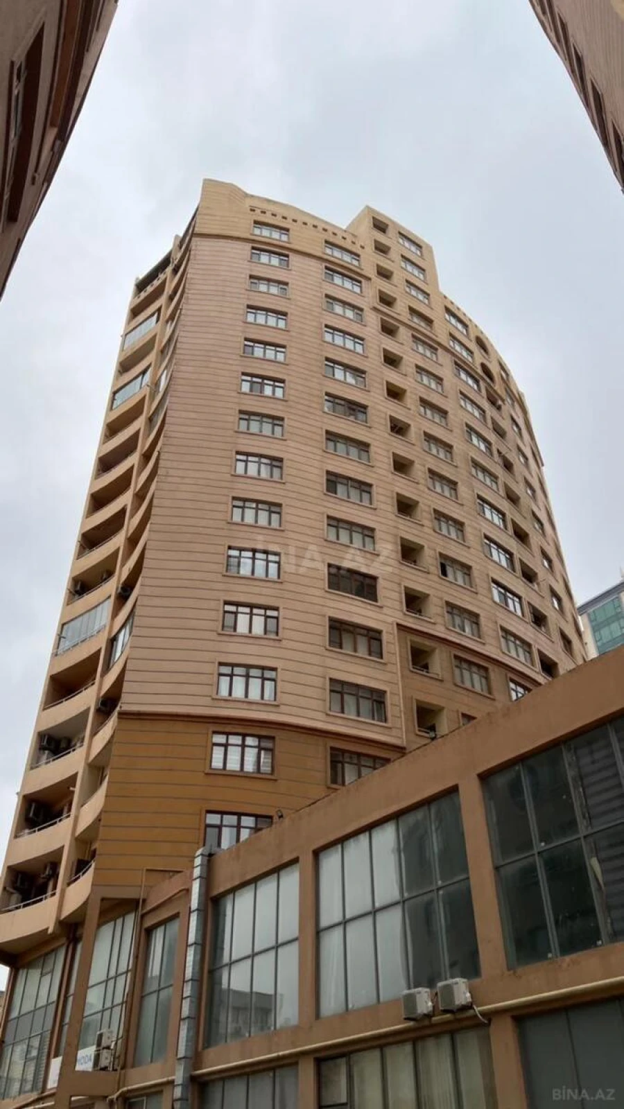 Kirayə verilir 3 otaqlı mənzil 90 m²