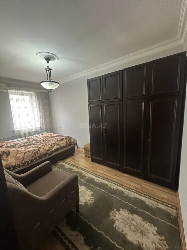 Kirayə verilir 3 otaqlı mənzil 90 m²