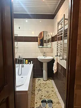 Satılır 2 otaqlı mənzil 71 m²