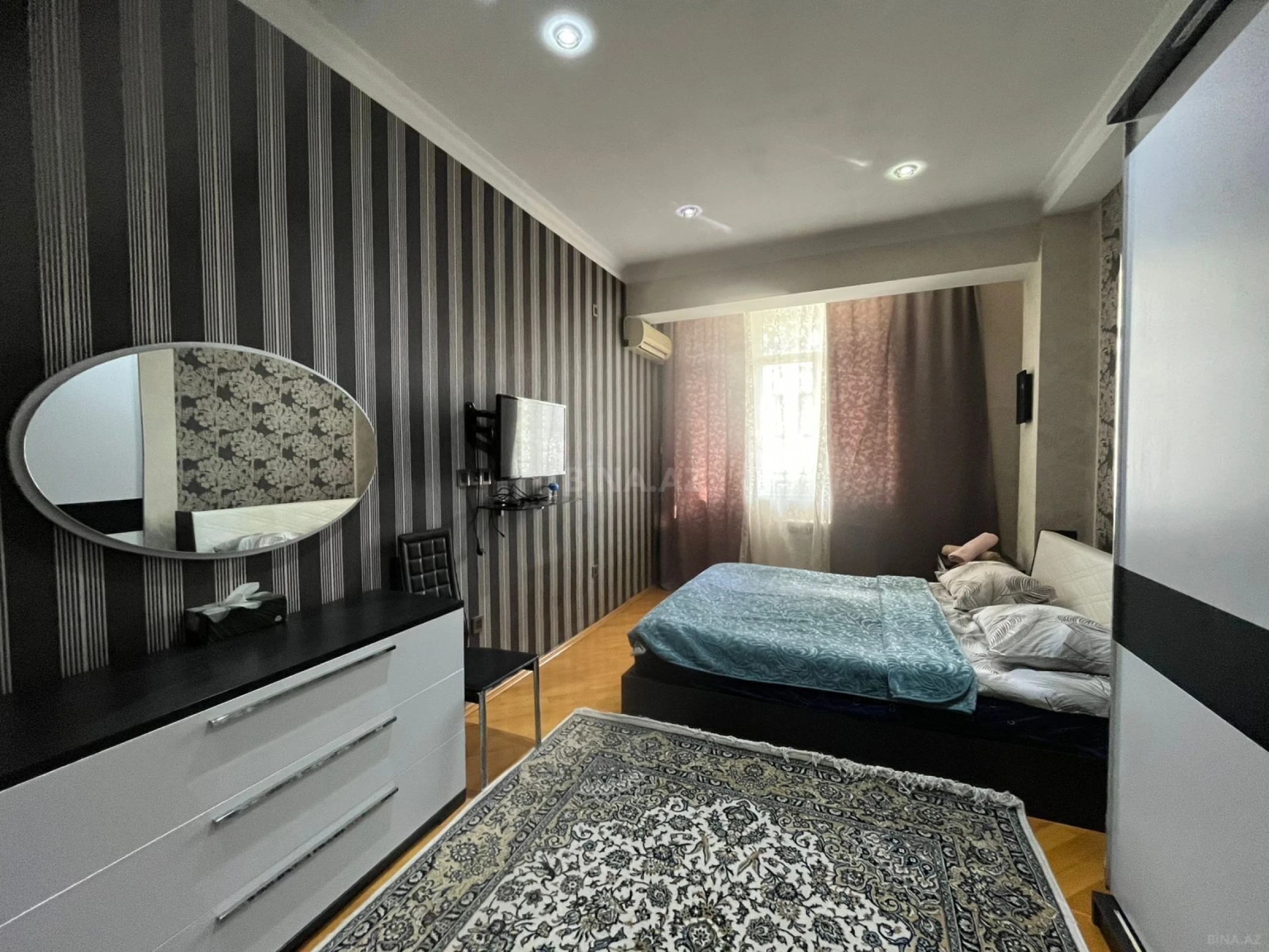 Kirayə verilir 2 otaqlı mənzil 63 m²