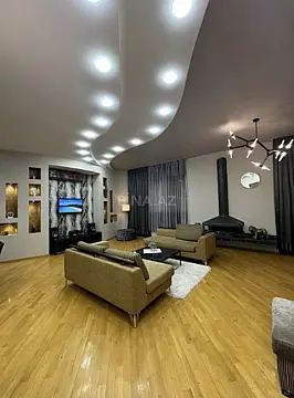 Kirayə verilir 2 otaqlı mənzil 76 m²