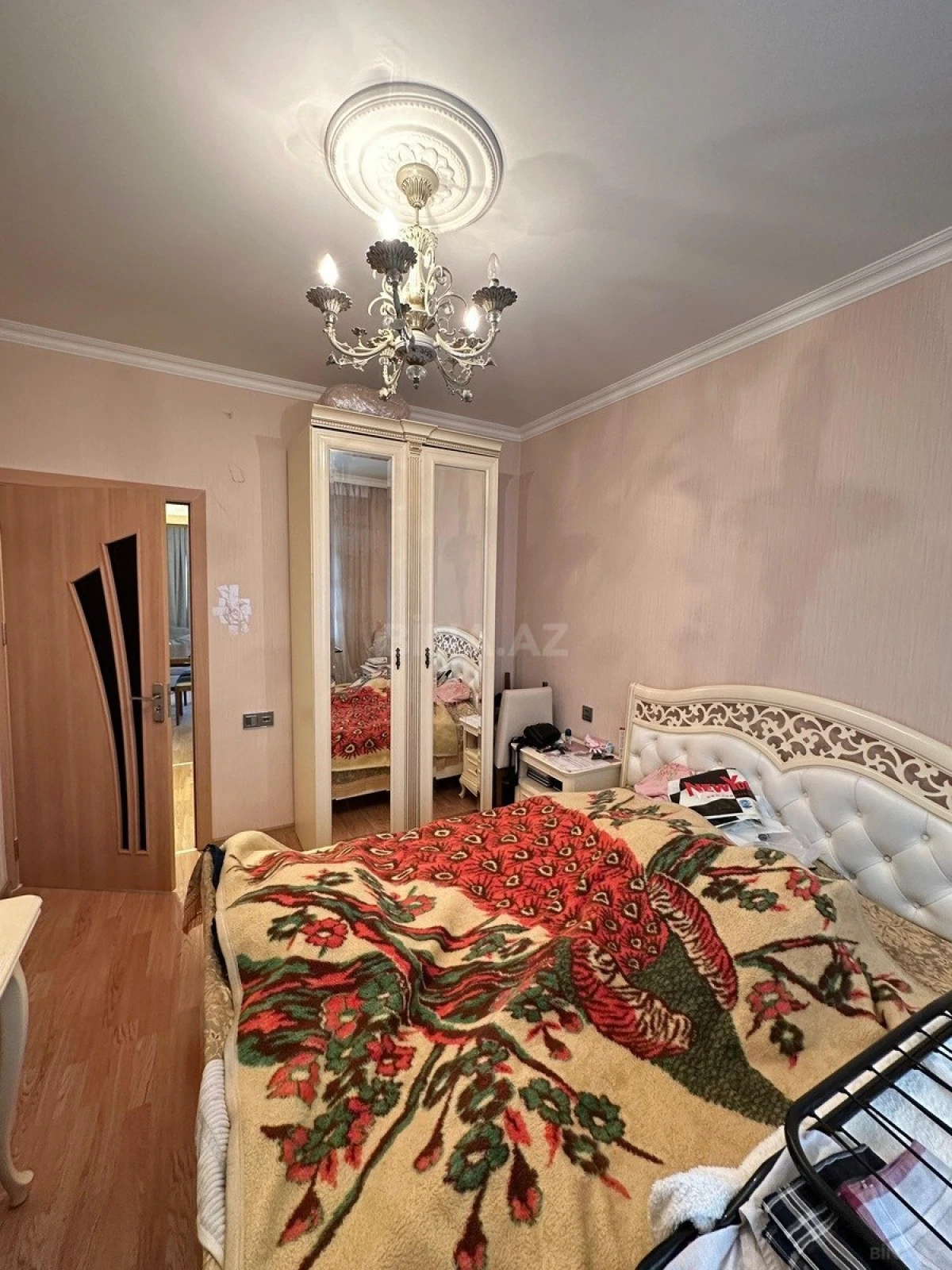 Satılır 2 otaqlı mənzil 60 m²