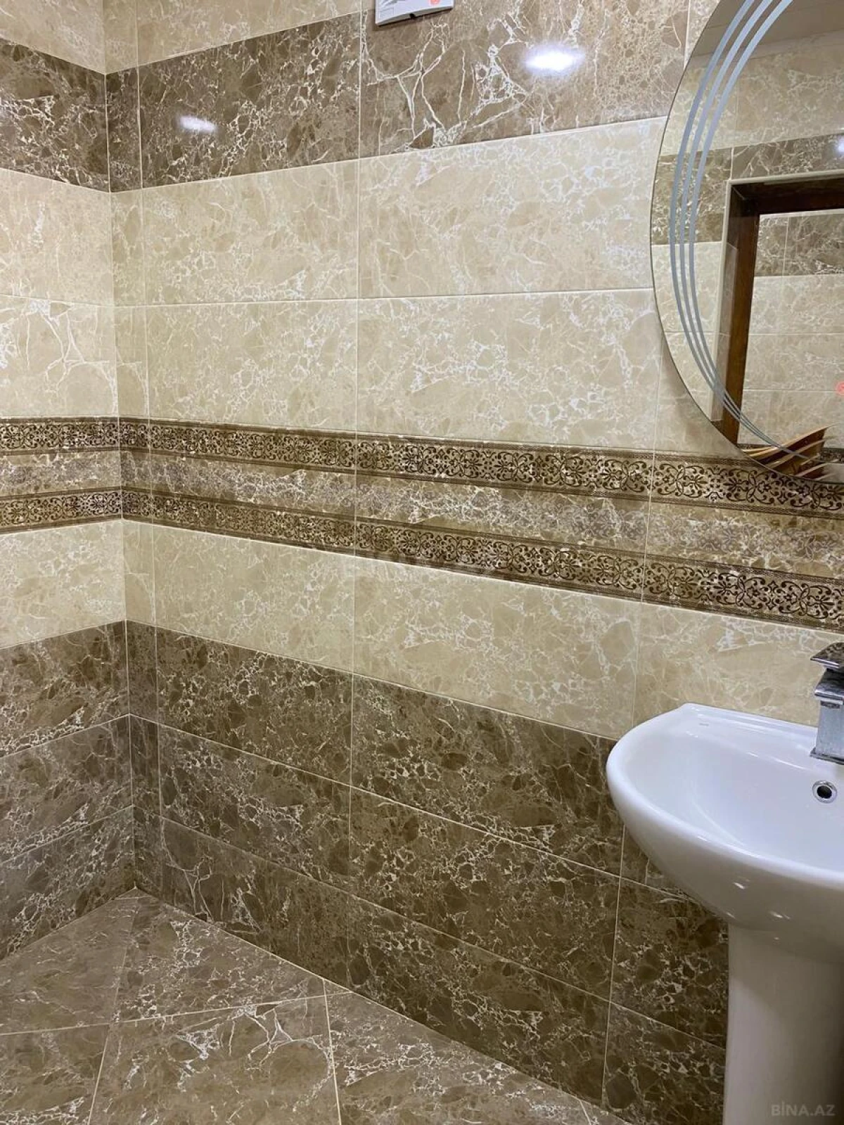 Kirayə verilir 6 otaqlı həyət evi 200 m²