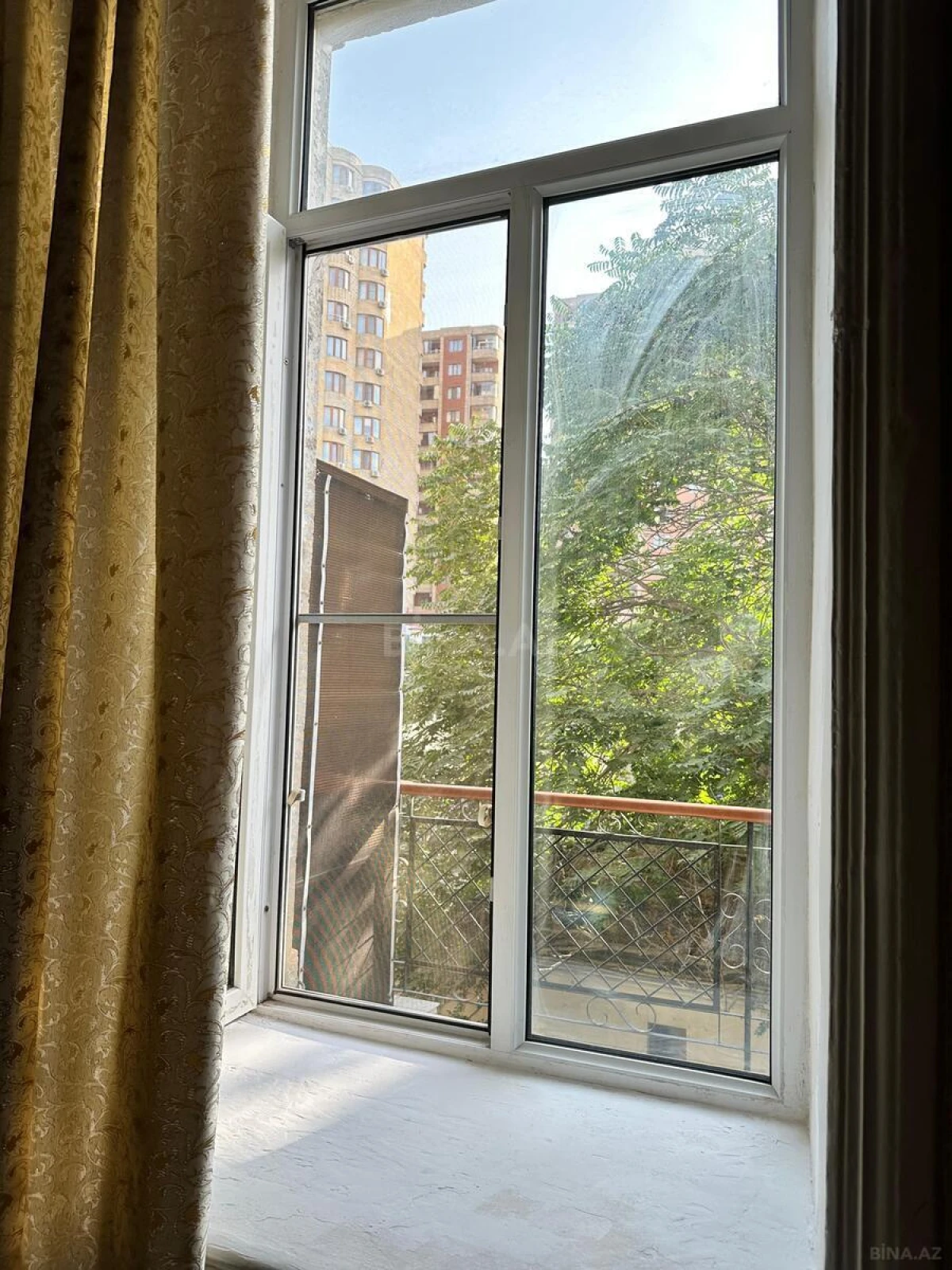 Satılır 2 otaqlı mənzil 70 m²