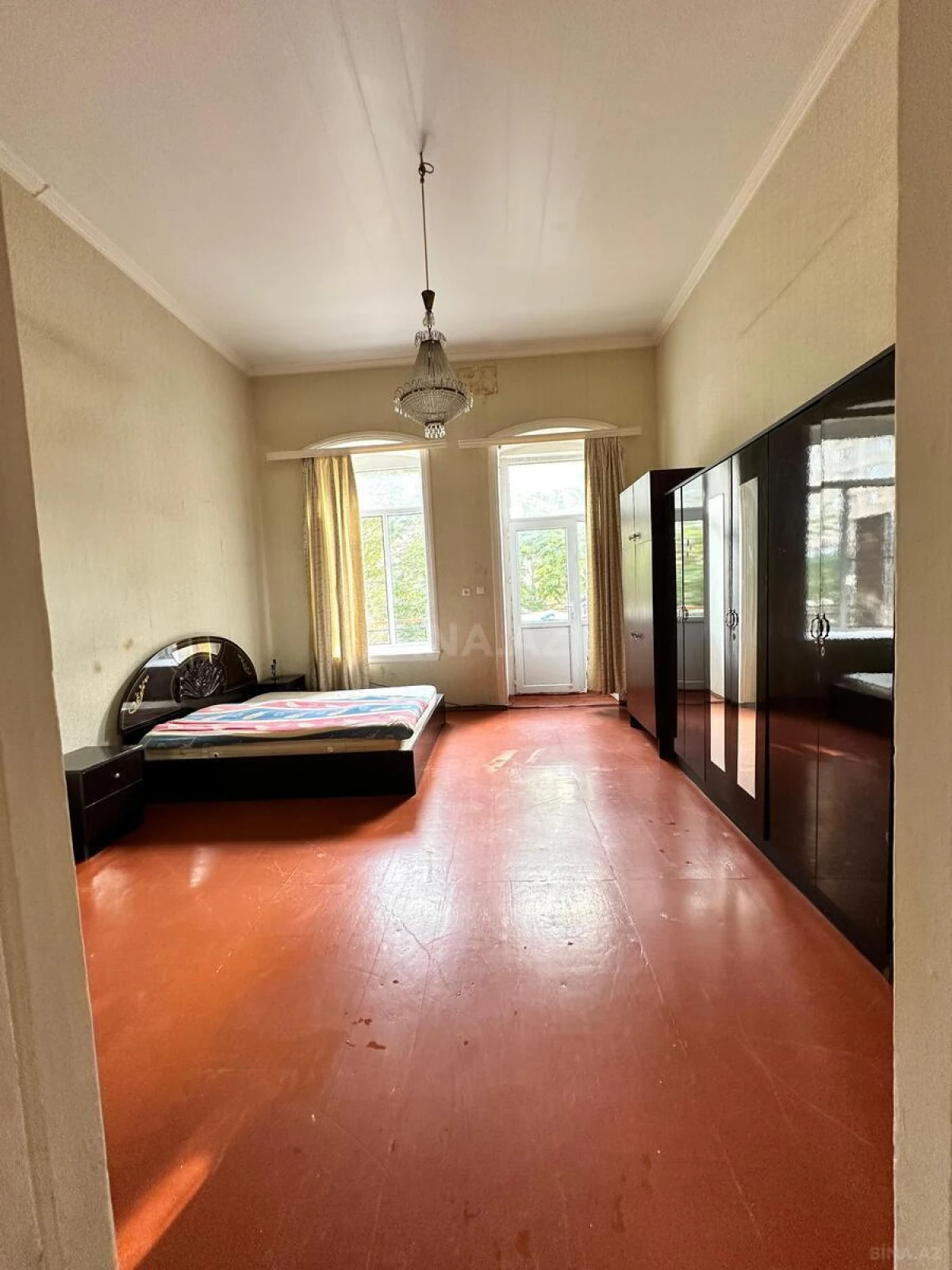 Satılır 2 otaqlı mənzil 70 m²