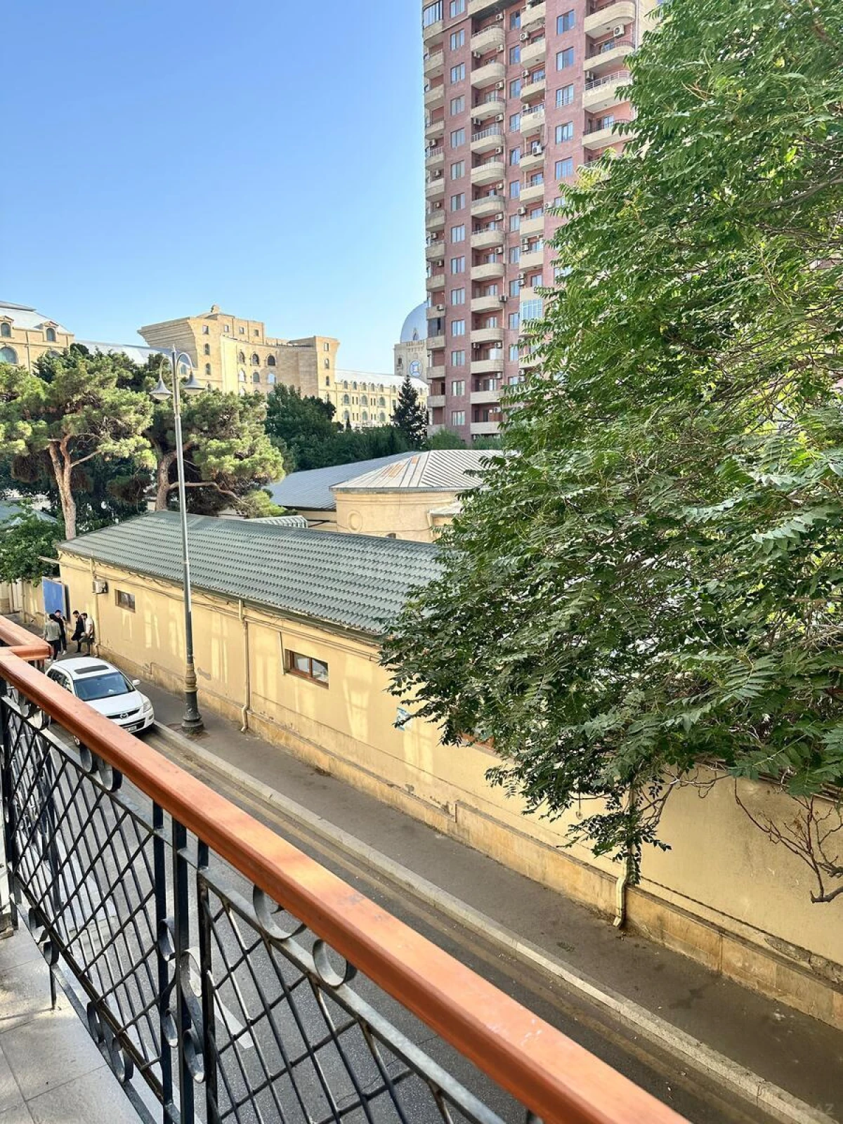 Satılır 2 otaqlı mənzil 70 m²