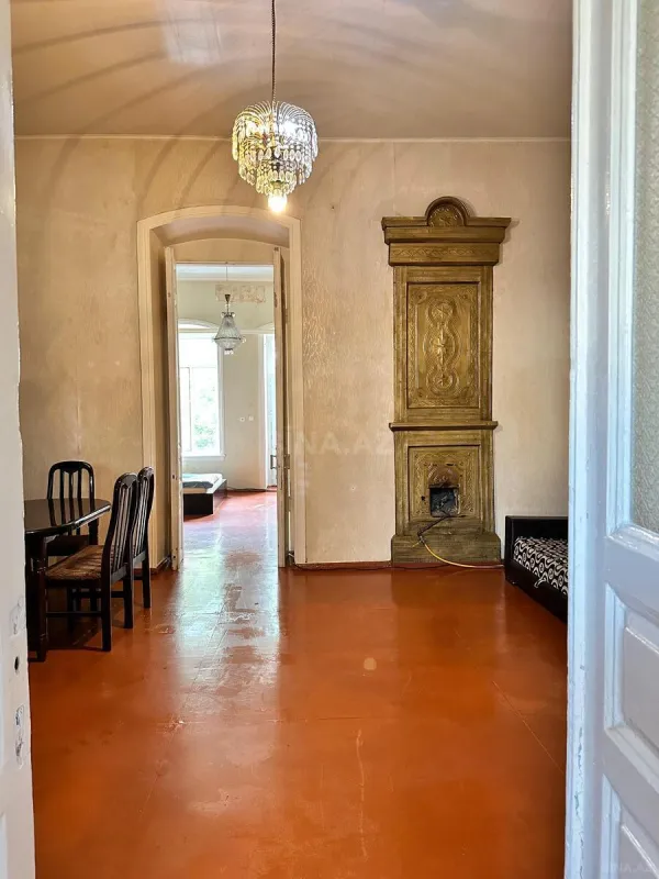 Satılır 2 otaqlı mənzil 70 m²