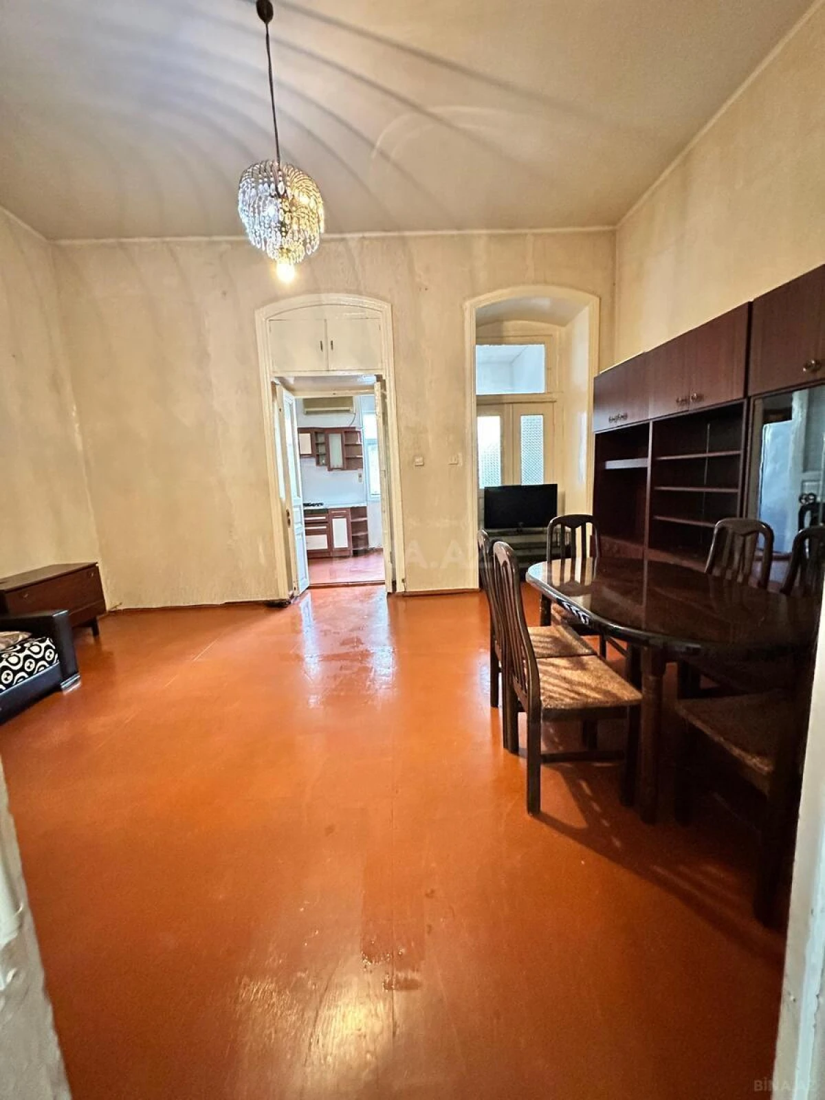Satılır 2 otaqlı mənzil 70 m²