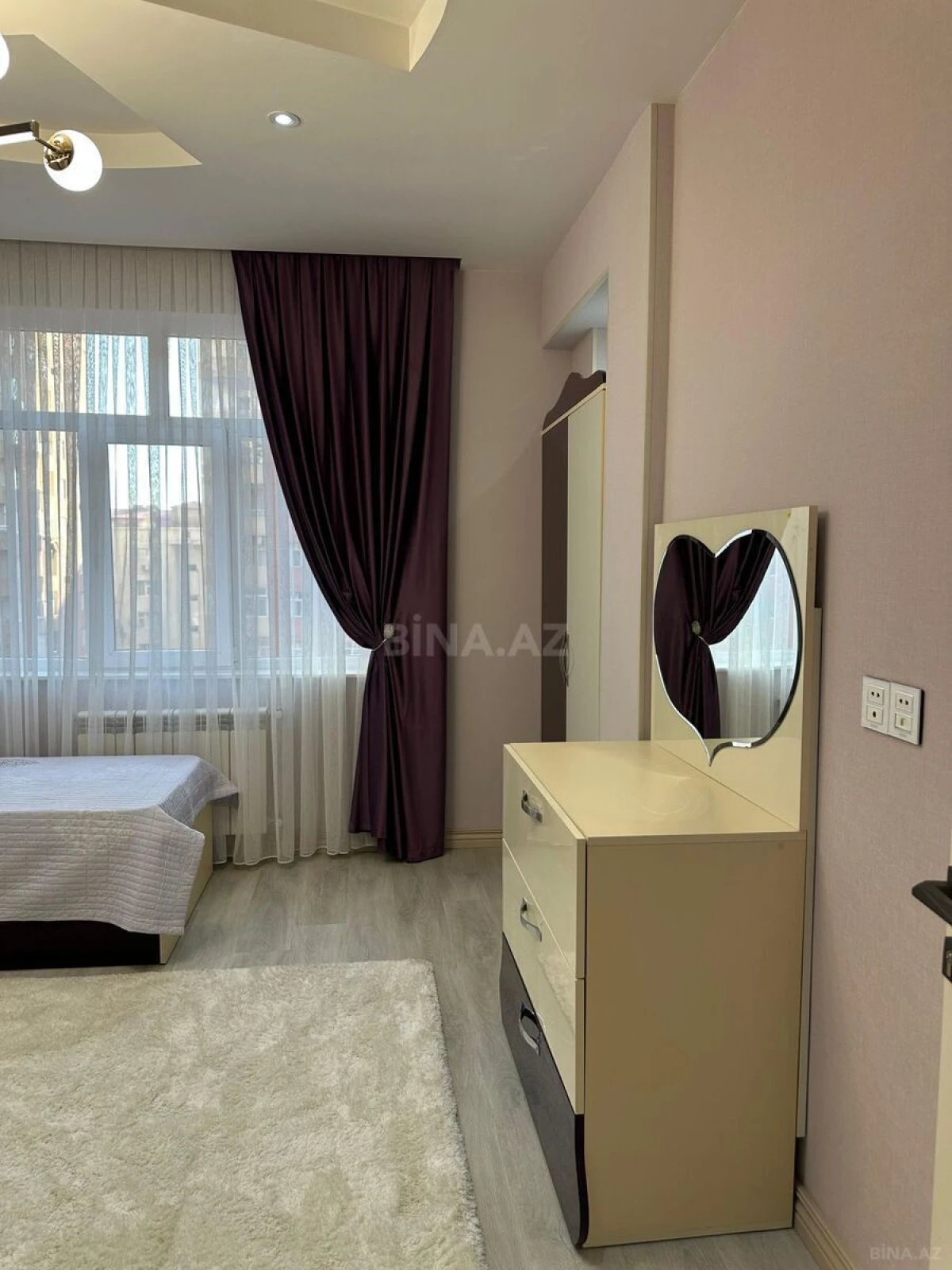 Satılır 3 otaqlı mənzil 116 m²
