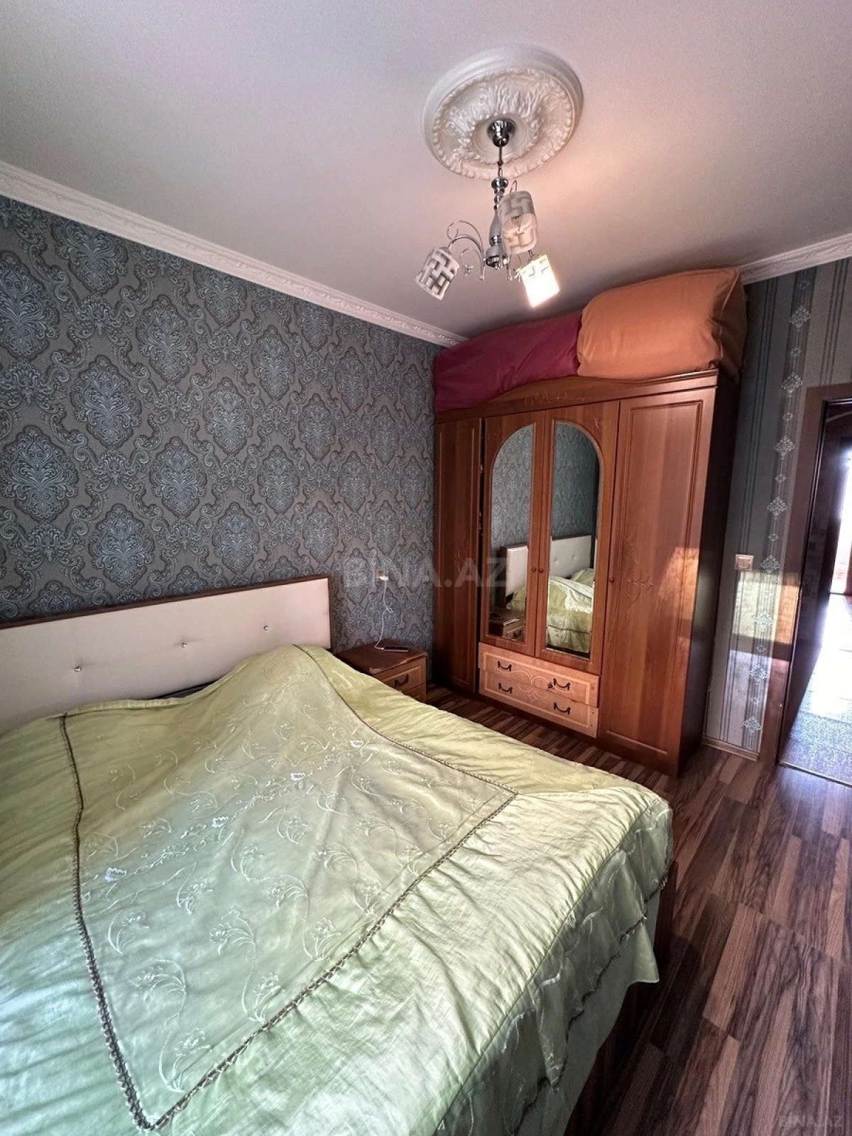 Satılır 2 otaqlı mənzil 55 m²