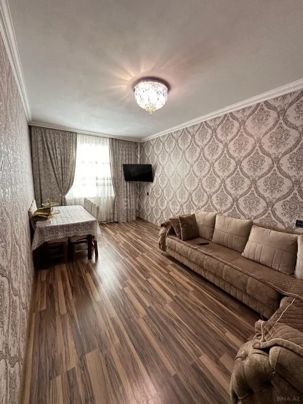 Satılır 2 otaqlı mənzil 55 m²