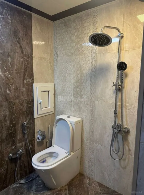 Kirayə verilir 2 otaqlı mənzil 70 m²