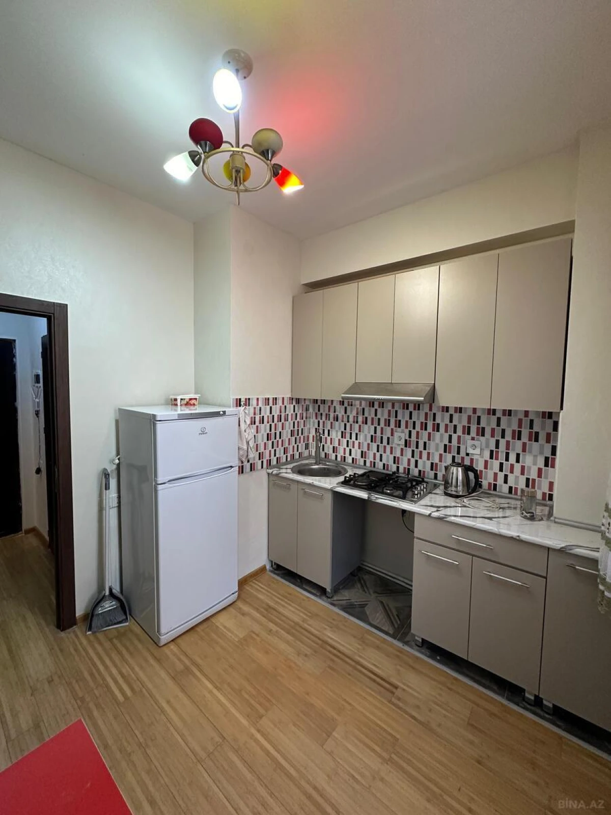 Satılır 1 otaqlı mənzil 40 m²
