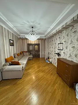Satılır 3 otaqlı mənzil 87 m²