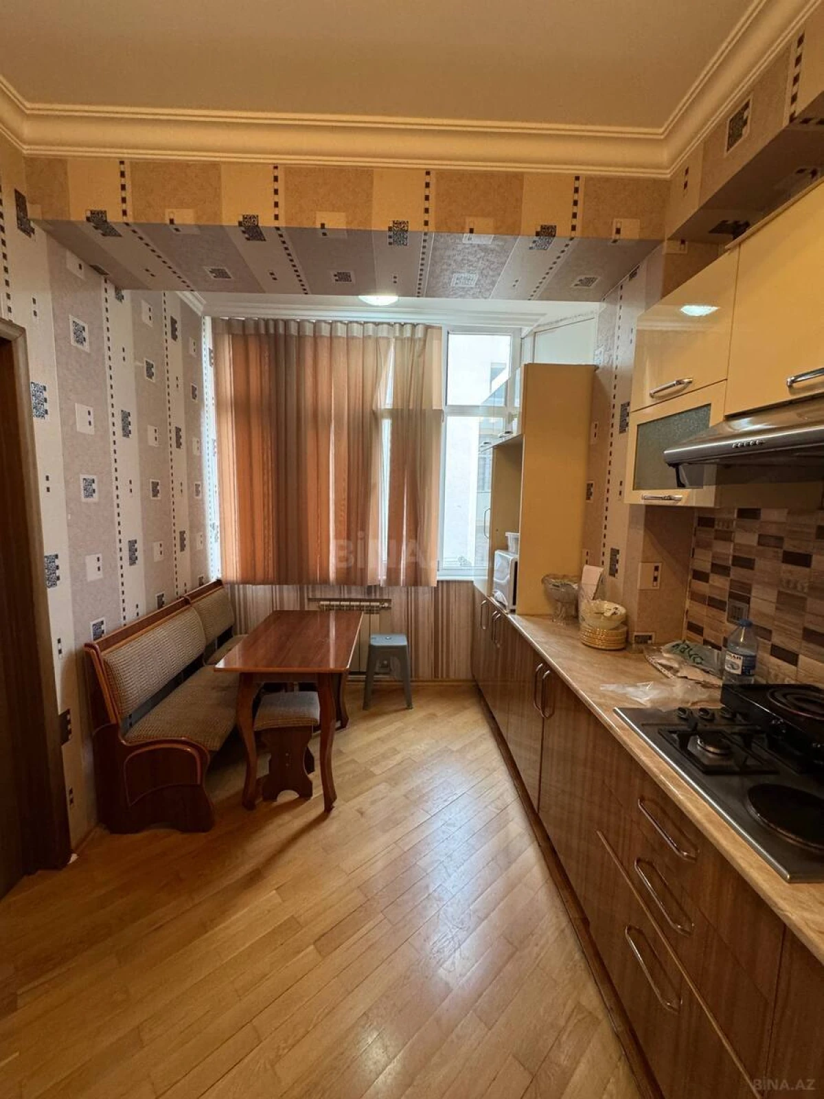 Satılır 3 otaqlı mənzil 87 m²