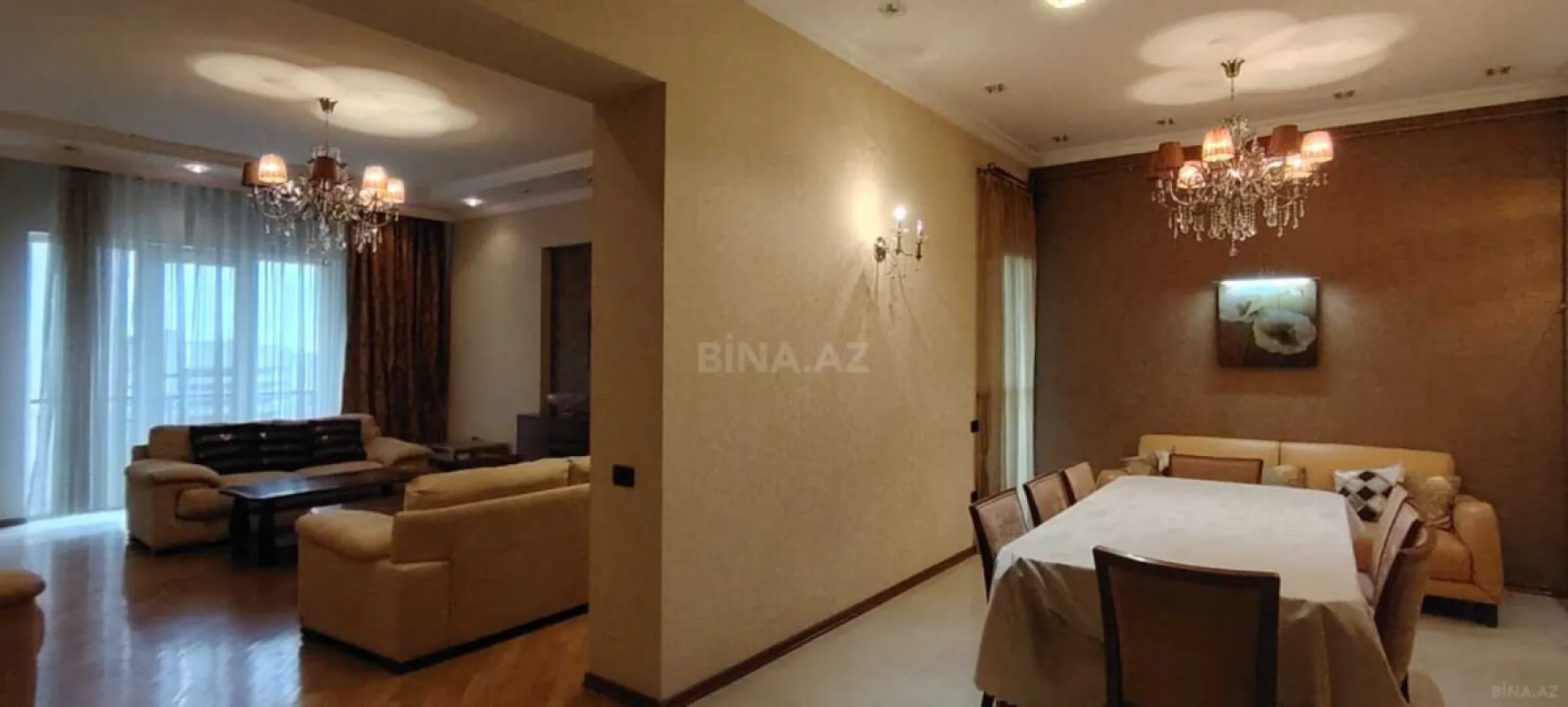 Kirayə verilir 3 otaqlı mənzil 178 m²