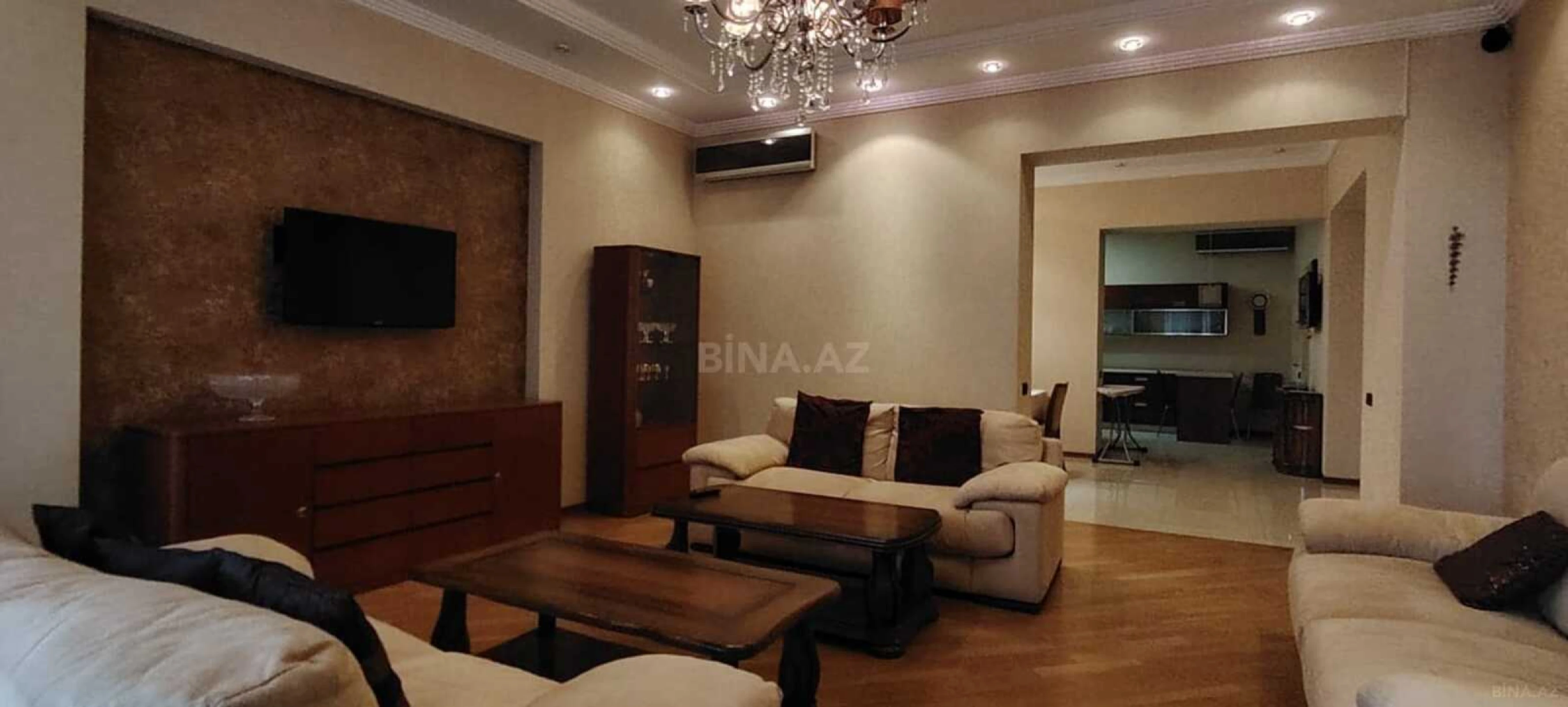 Kirayə verilir 3 otaqlı mənzil 178 m²
