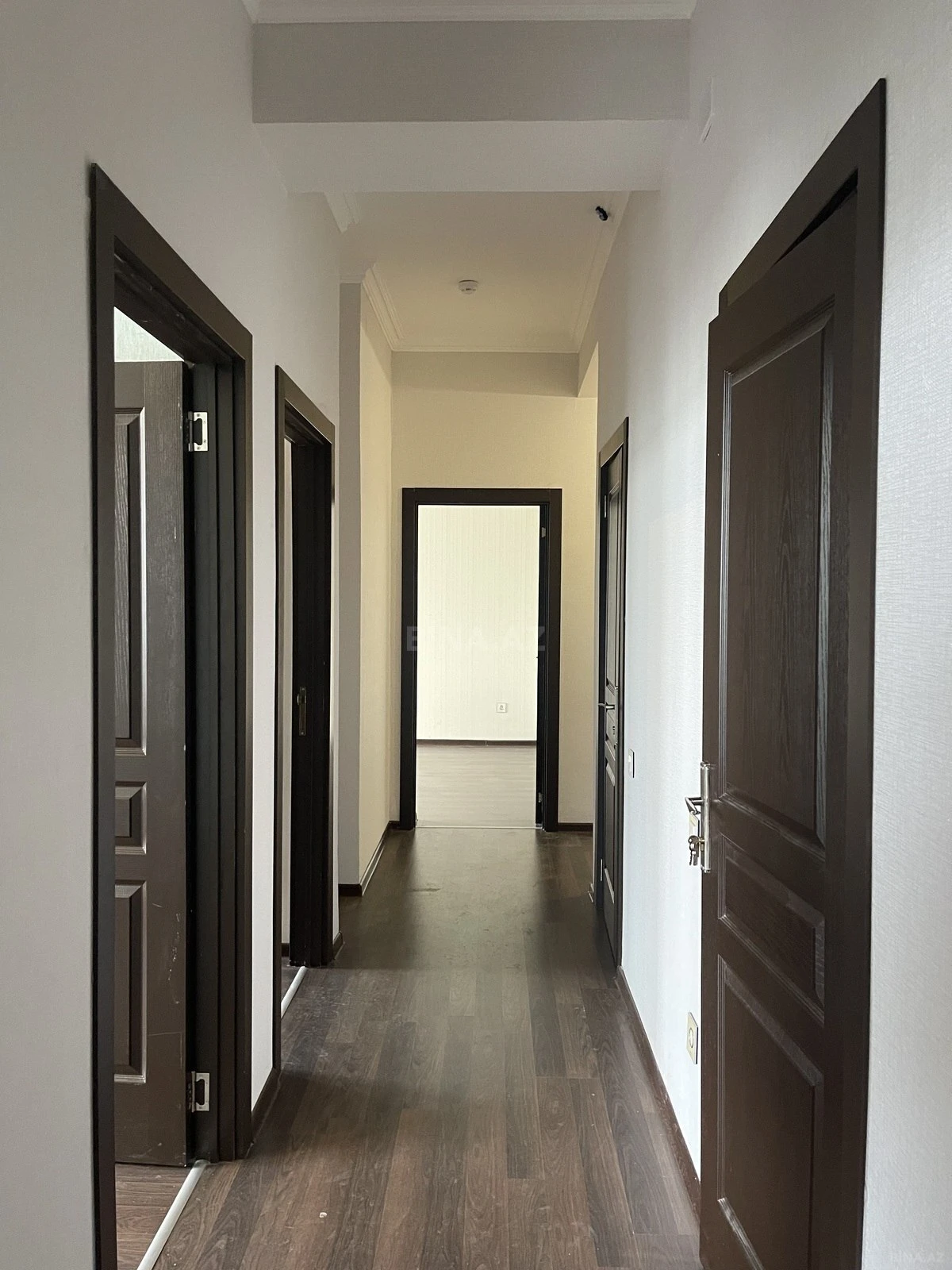 Kirayə verilir 3 otaqlı mənzil 77 m²