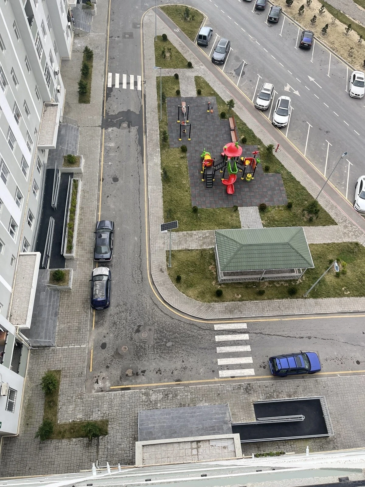 Kirayə verilir 3 otaqlı mənzil 77 m²